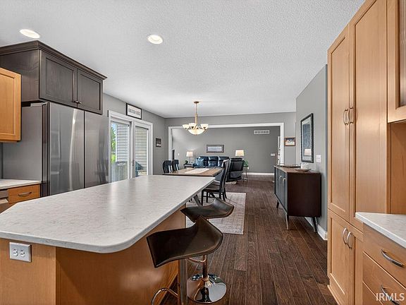 5th image of 14810 Greystone Ct