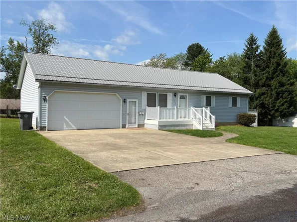 1945 Nair St, Youngstown, OH 44505