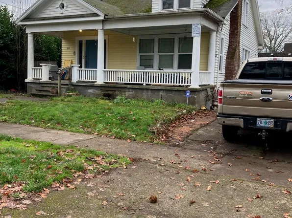 954 NW Van Buren Ave, Corvallis, OR 97330