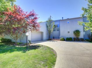 1203 Wilshire Ct, Champaign, IL