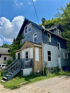 864 Delia Ave, Akron, OH, 44320