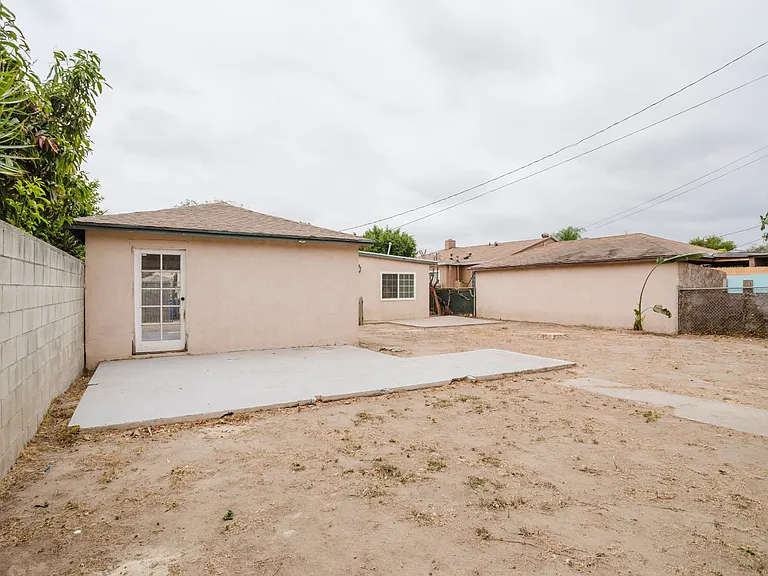5917 Bartmus St — Photo 32