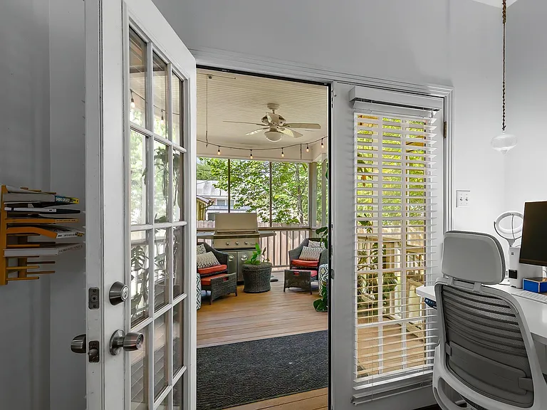 3305 Harris Park Ave — Photo 28