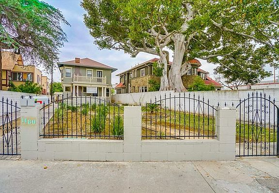 5th image of 1180 W Adams Blvd #1180