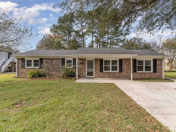 5709 Rosewood Dr., Myrtle Beach, SC 29588
