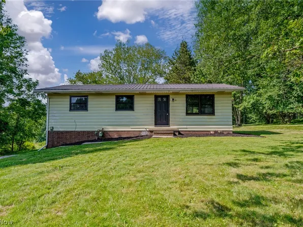 1955 Koons Rd, North Canton, OH 44720