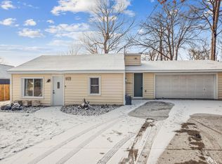 4927 Tuxedo Blvd, Mound, MN 55364