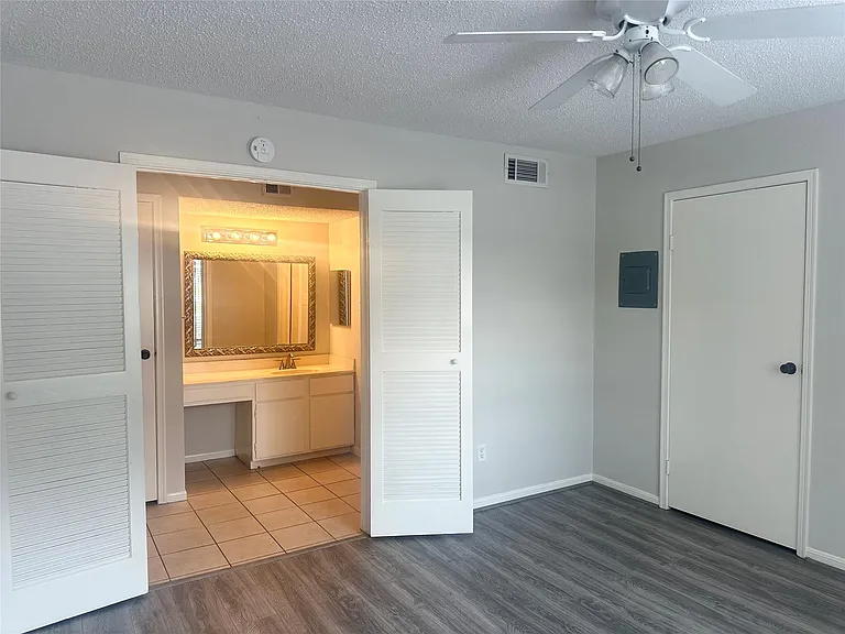 2120 El Paseo St #1301 — Photo 17