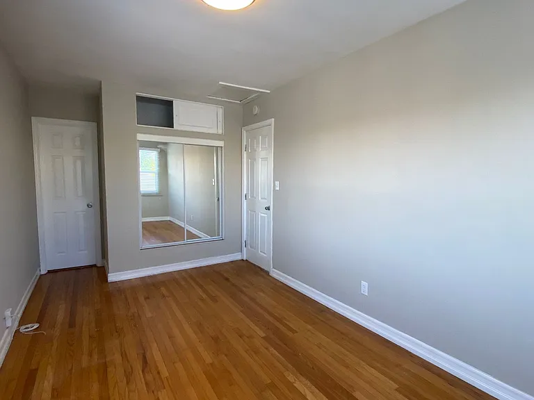 4154-4158 Estrella Ave — Photo 5