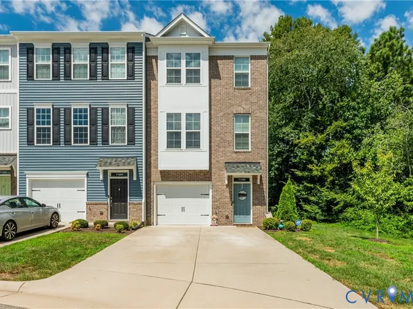 11200 Magill Terrace Dr, Chester, VA 23831