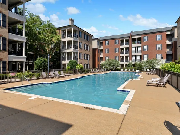 307 Seven Springs Way APT 305, Brentwood, TN 37027