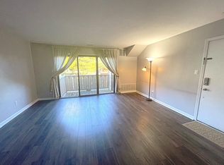 1510 Woodhollow Dr, Marlton, NJ 08053
