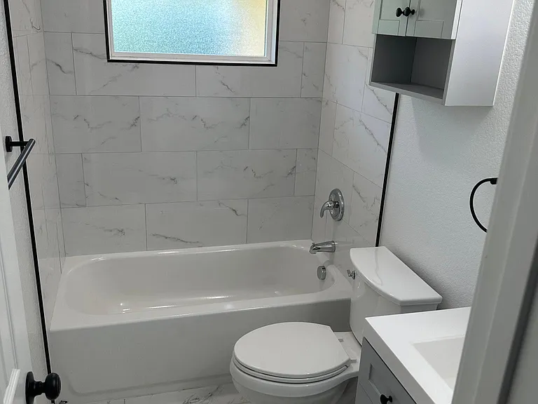 1206 Lamar St — Photo 11