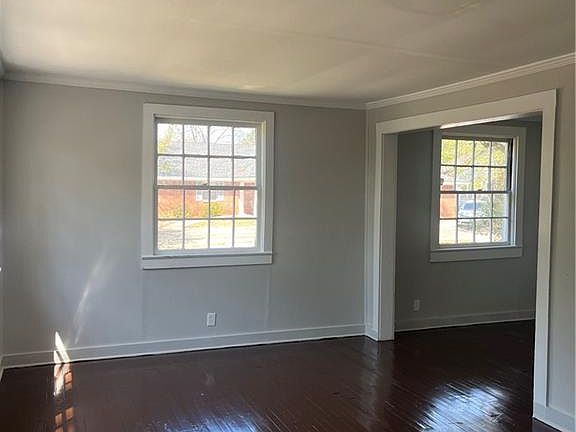 2nd image of 1351 Navco Rd