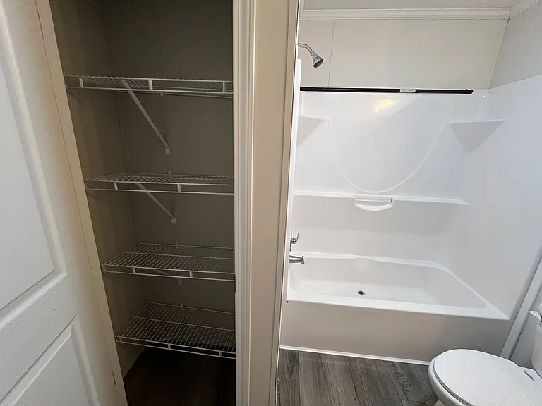 38000 Le Chateau Blvd #448 — Photo 12