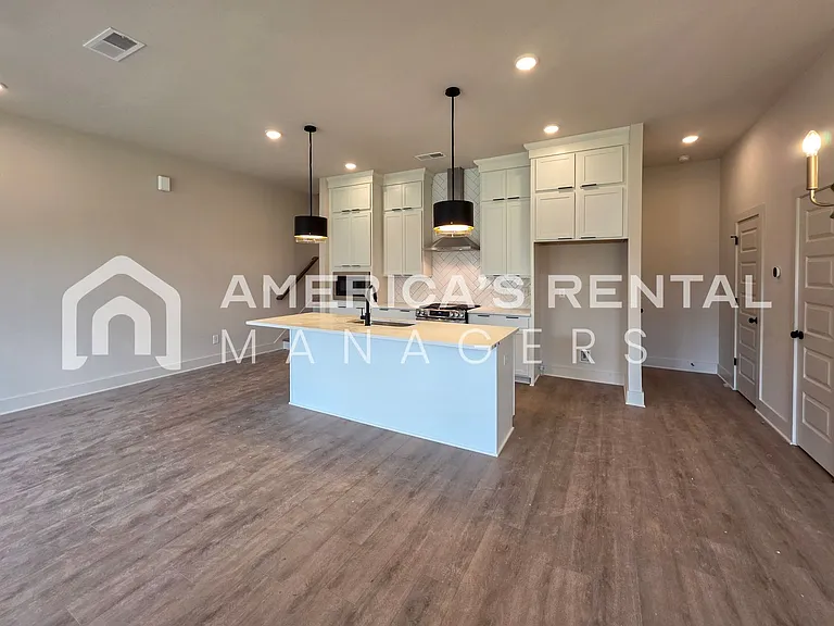 4422 Foxcote Ln — Photo 14