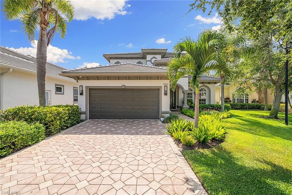 2853 Coco Lakes Ct, Naples, FL 34105 | MLS #224044670 | Zillow