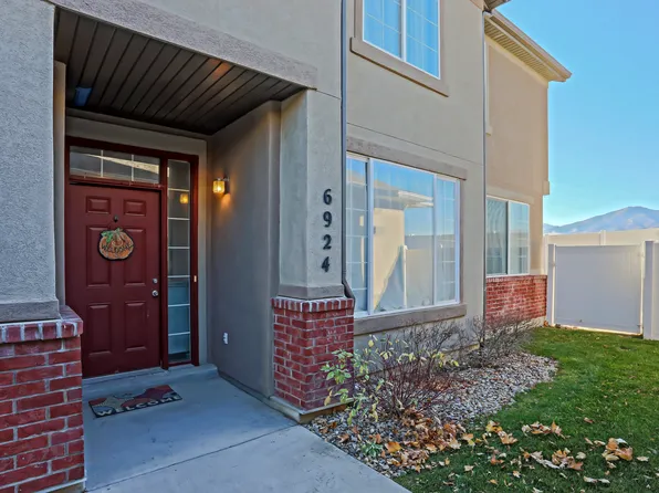 6924 Traveler Ln, West Jordan, UT 84084