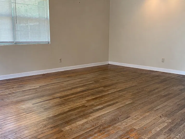 702 E Jones Ave #704 — Photo 2