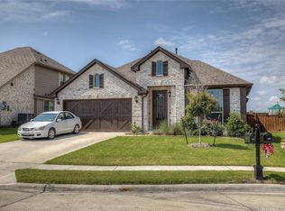 1025 Clydeview Rd, Forney, TX 75126