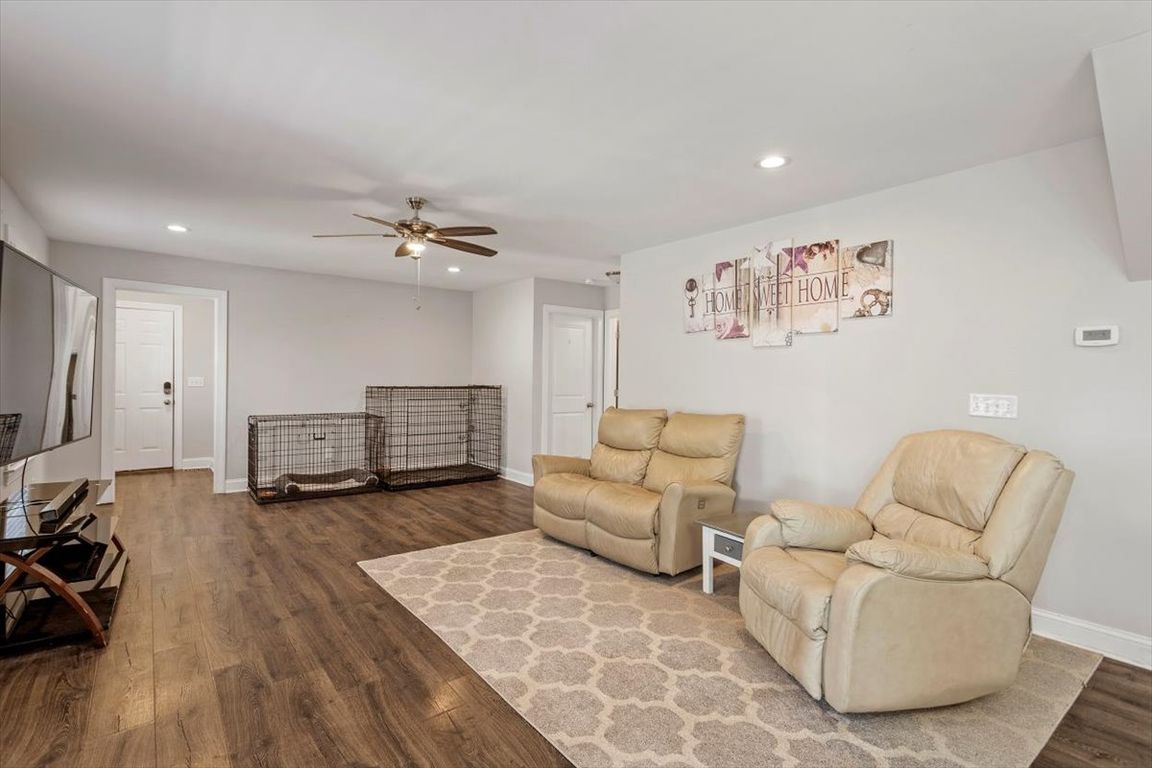 next background image