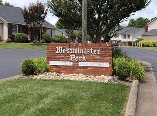 2705 N Center St APT 55, Hickory, NC 28601