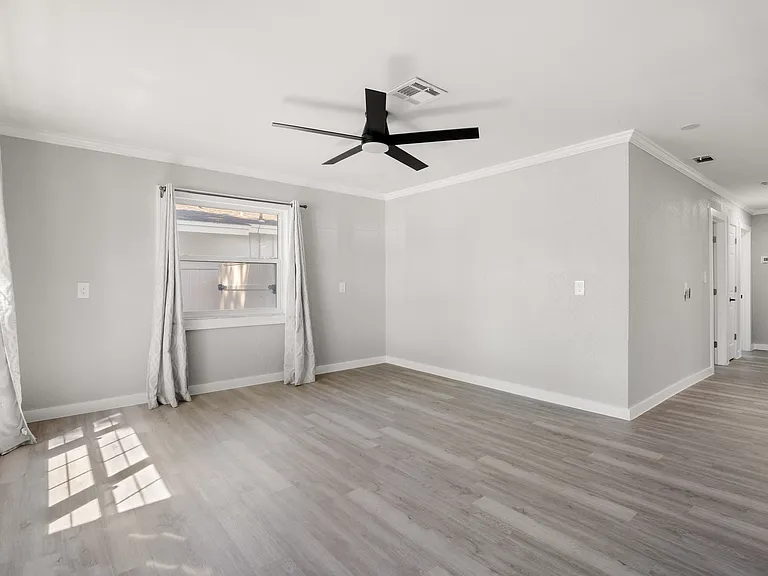1845 New Hampshire Ave NE — Photo 12