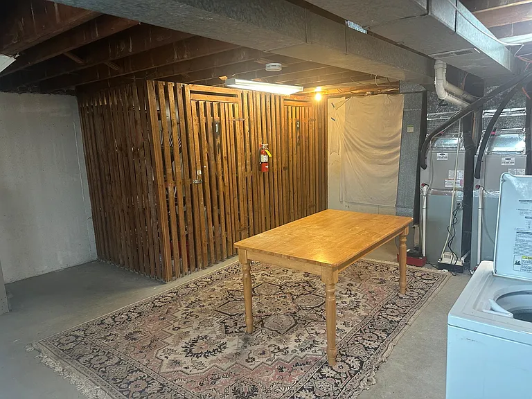 592 Livezey St #2 — Photo 11