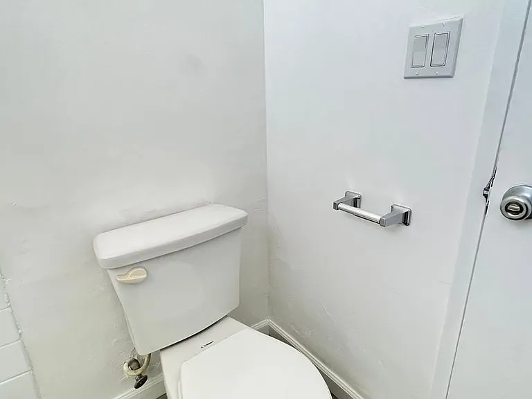 The Nicole Apartments — Photo 42