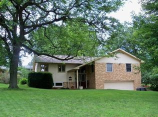 837 S Park Ave, Centerville, IA 52544