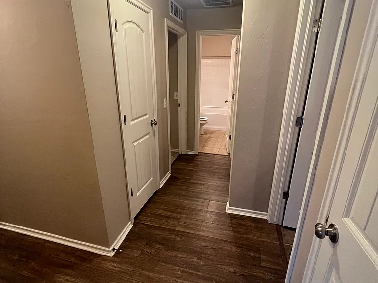 18509 Agua Dr — Photo 16