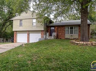 3108 SW Stone Ave, Topeka, KS 66614
