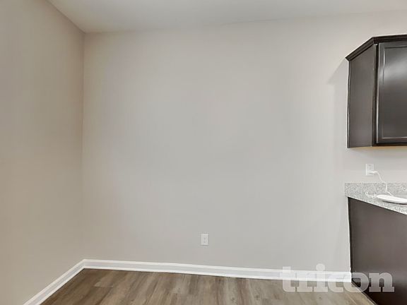 4th image of 144 Yadkin St