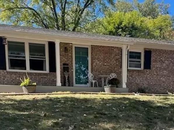 1033 Caufield Dr, Cape Girardeau, MO 63701