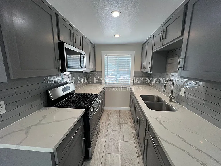 7370 Neo St #7 — Photo 8