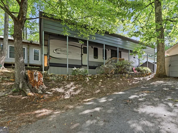 1052 Mountain Shadows Dr, Cleveland, GA 30528