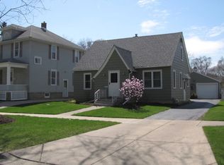 333 S Fordham Ave, Aurora, IL 60506