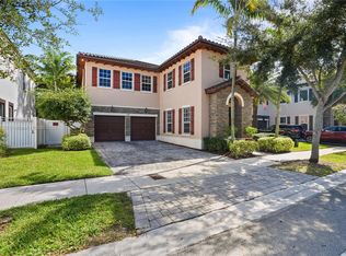 Kendall Commons Residenti, Miami, FL 33196