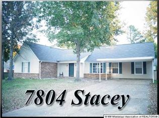 7804 Stacey Dr, Southaven, MS 38671