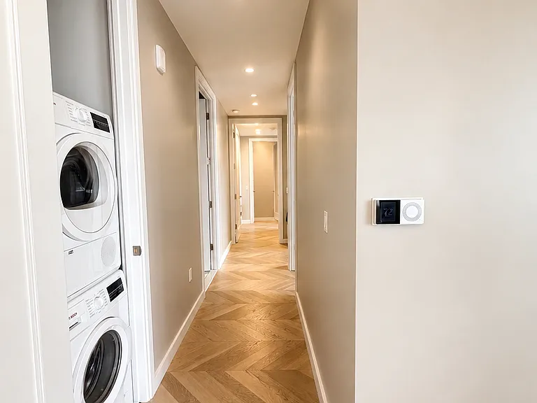 41-05 29th St #PHA — Photo 8