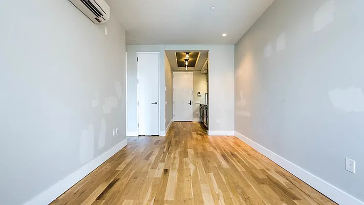 Rented by Nooklyn NYC LLC | media 64