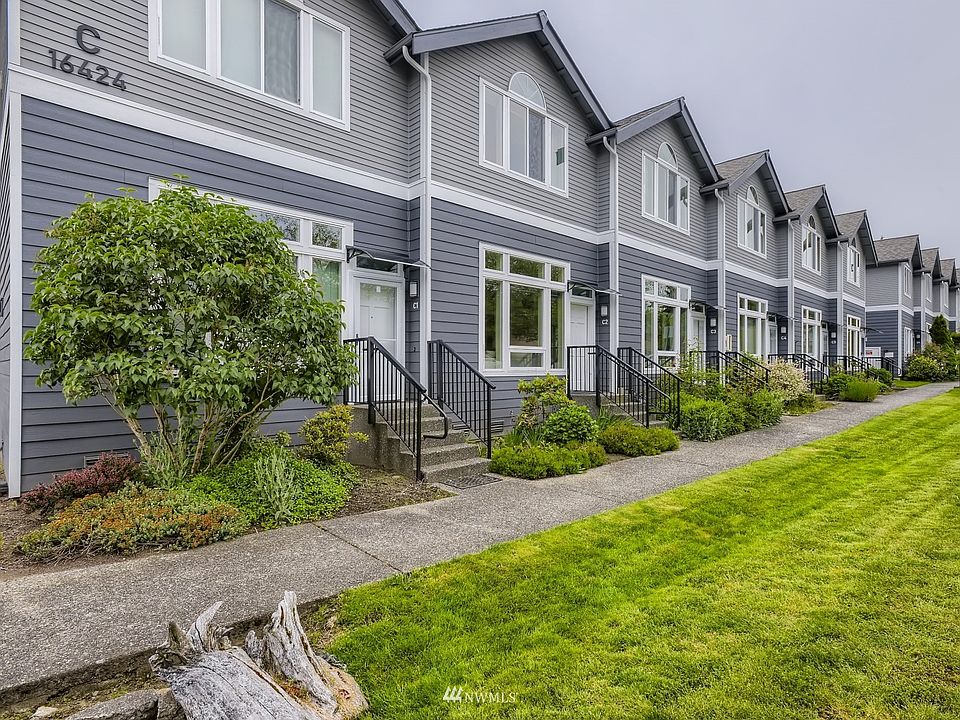 1st image of 16424 Spruce Way