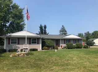 8370 Belle Bluff Ct, Grand Blanc, MI 48439