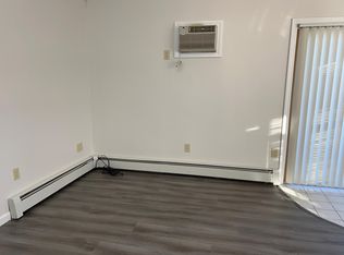 797 Union St, Manchester, NH 03104