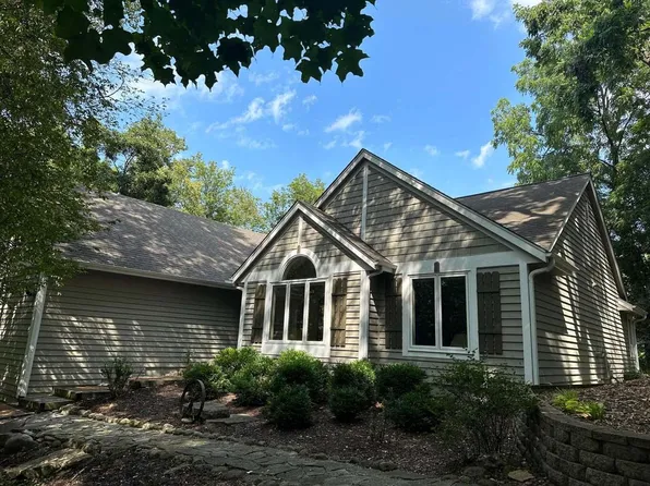 W5669 Cool Hilll DRIVE, Elkhorn, WI 53121