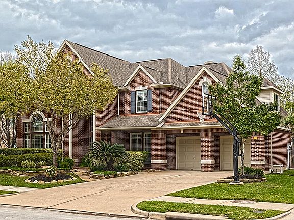 2nd image of 14710 Lindall Ct