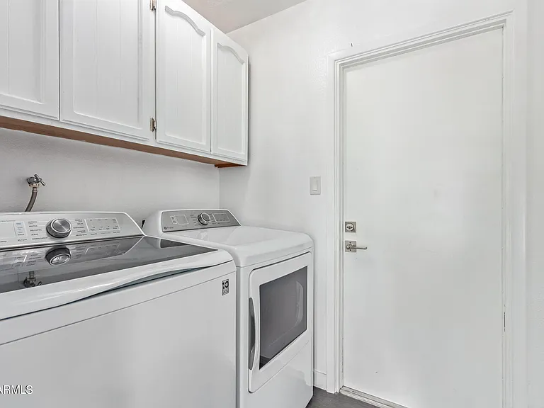 3210 N Jay St — Photo 28