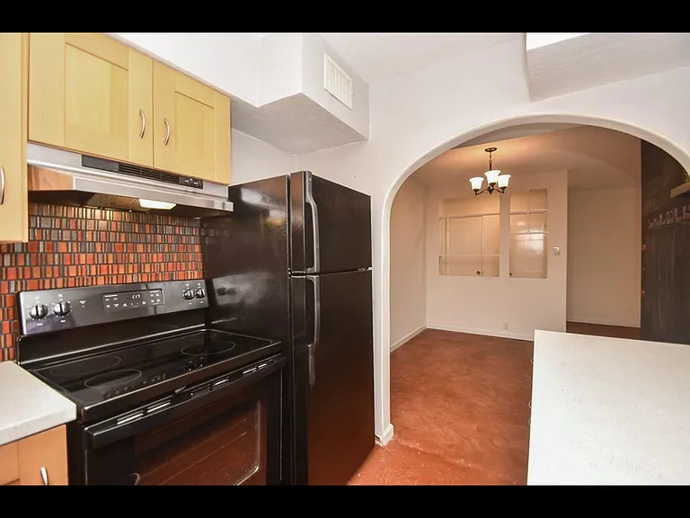 2601 Bellefontaine St — Photo 12