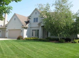 1165 Kilarney Rd, Chesterton, IN 46304