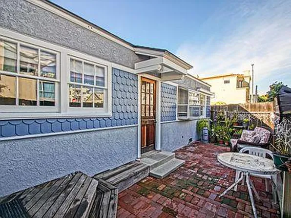 136 2nd St, Hermosa Beach, CA 90254